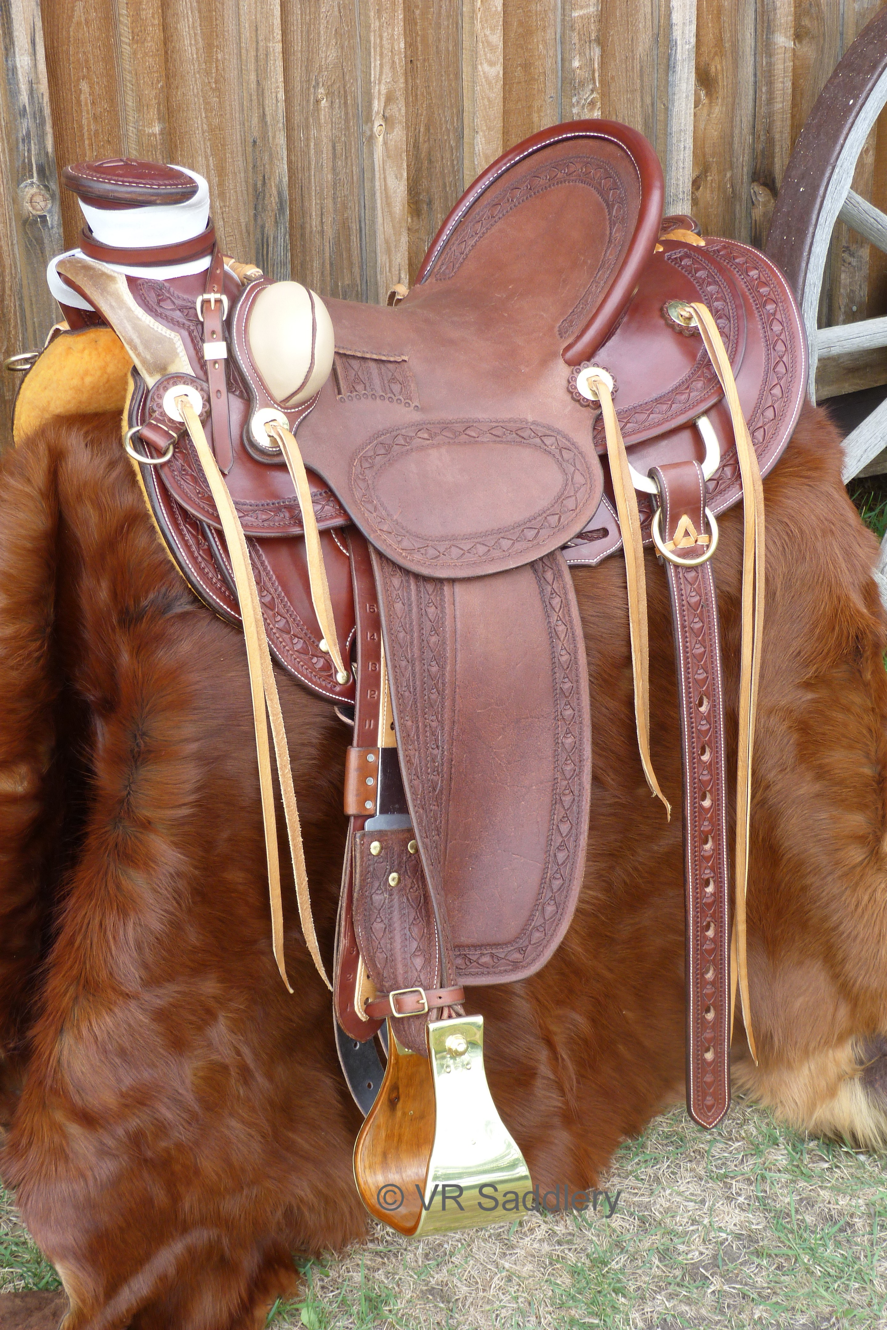 VR Saddlery Custom Western Saddle